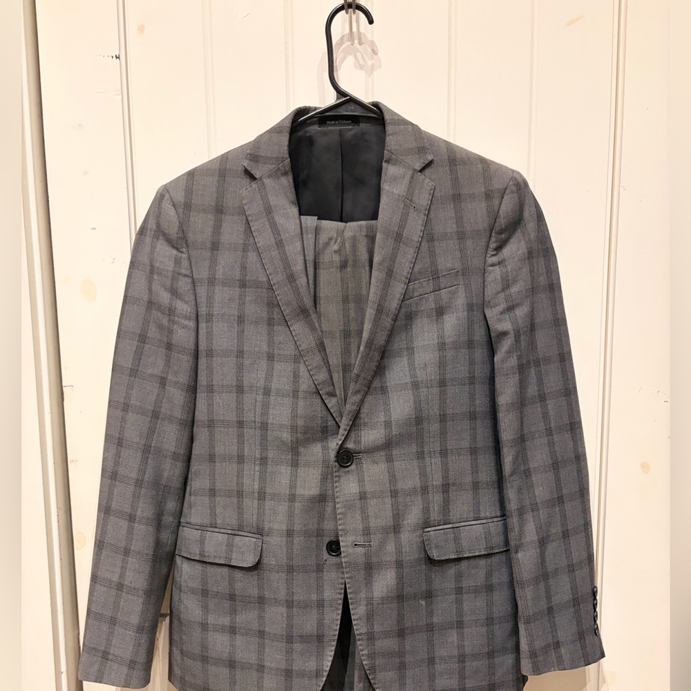 Egara Charcoal Checkered Men's Suit